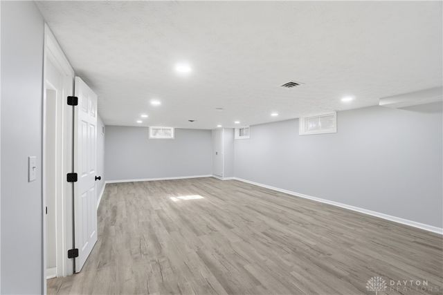 1905 N Longview Street, Beavercreek, OH 45432