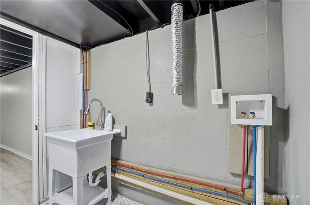 1905 N Longview Street, Beavercreek, OH 45432