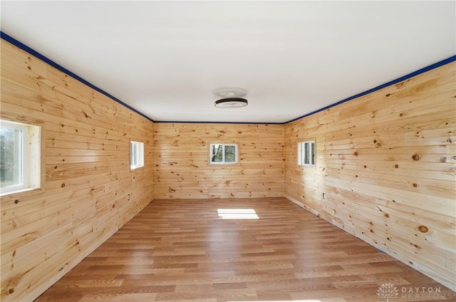 1905 N Longview Street, Beavercreek, OH 45432