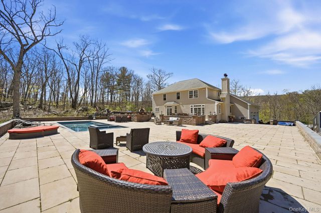 155 Alexander Road, Monroe, NY 10950