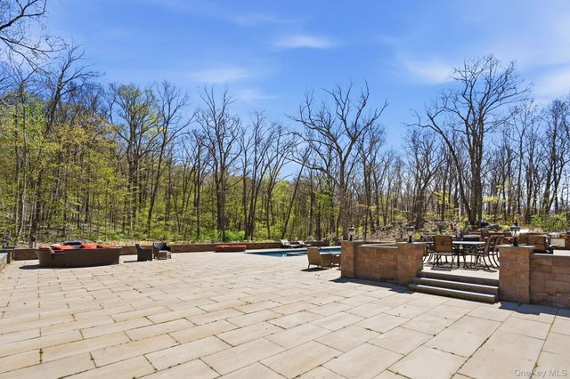 155 Alexander Road, Monroe, NY 10950