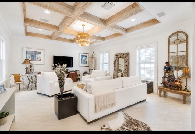 286 Jamaica Lane, Palm Beach, FL 33480