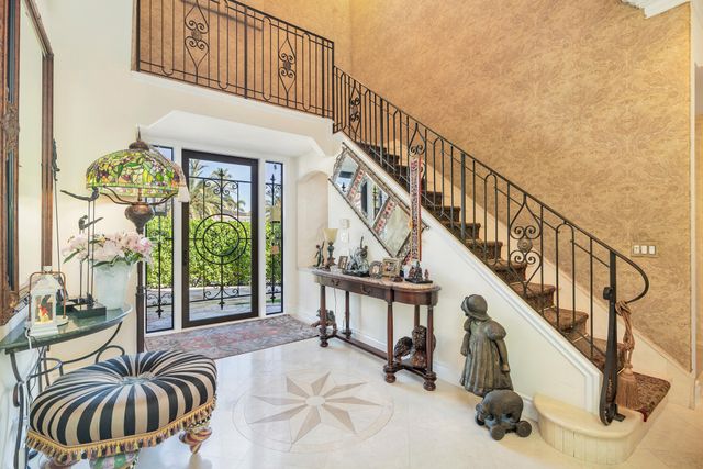 286 Jamaica Lane, Palm Beach, FL 33480