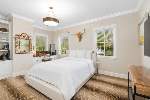 286 Jamaica Lane, Palm Beach, FL 33480