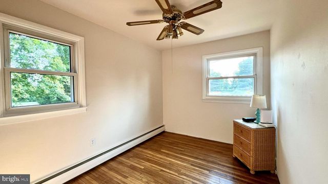 54 MORNINGSIDE RD, Elverson, PA 19520