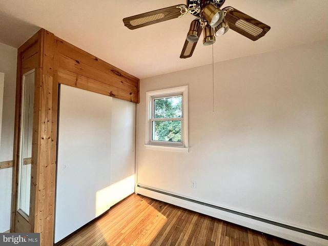 54 MORNINGSIDE RD, Elverson, PA 19520