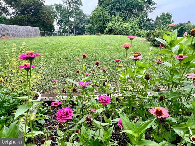 54 MORNINGSIDE RD, Elverson, PA 19520