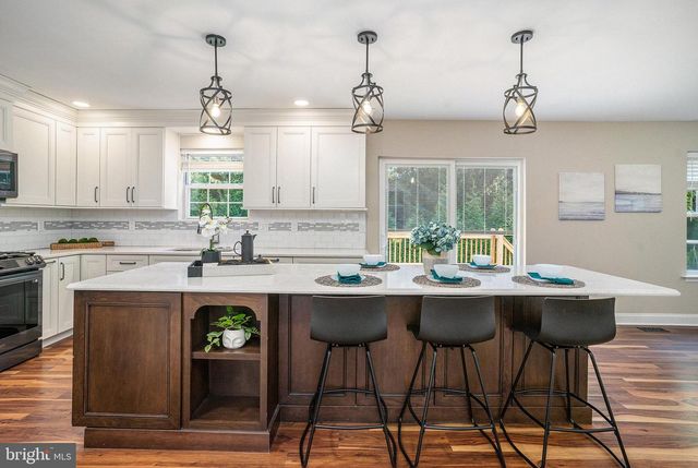 241 WILLOW WOOD, Doylestown, PA 18901