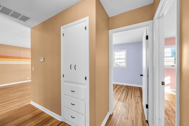 7603 E Gilbert St, Wichita, KS 67207