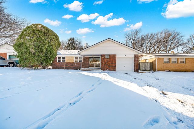 7603 E Gilbert St, Wichita, KS 67207