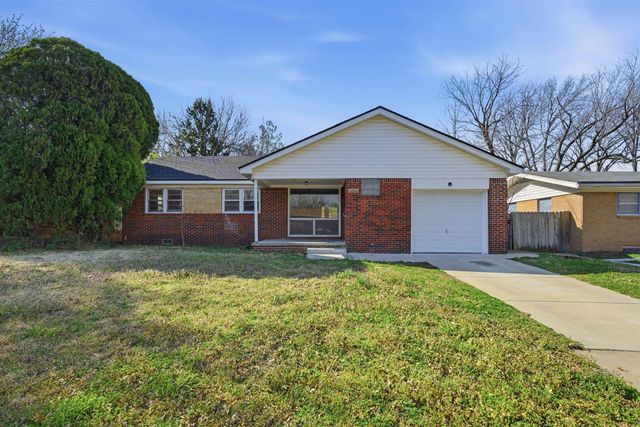 7603 E Gilbert St, Wichita, KS 67207