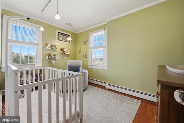 2438 E COUNTY LINE RD, Ardmore, PA 19003