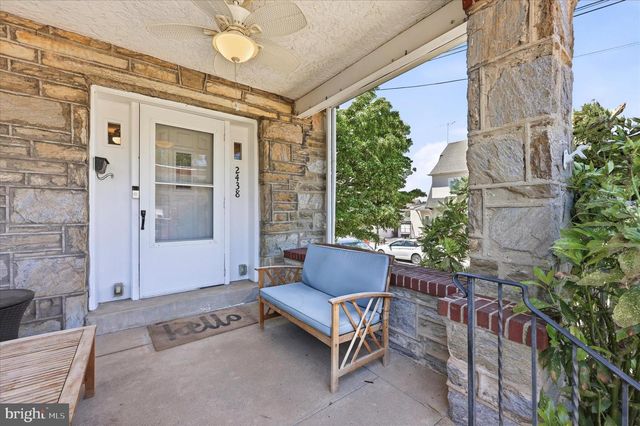 2438 E COUNTY LINE RD, Ardmore, PA 19003