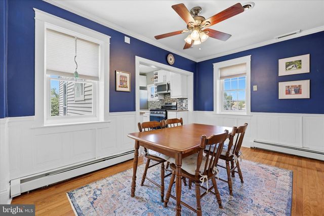2438 E COUNTY LINE RD, Ardmore, PA 19003
