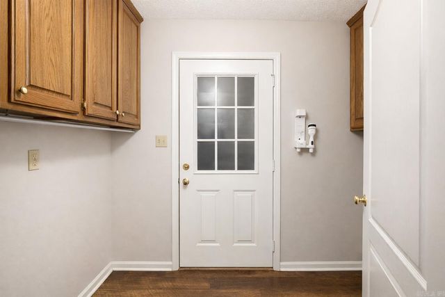 300 Regal Oaks, White Hall, AR 71602