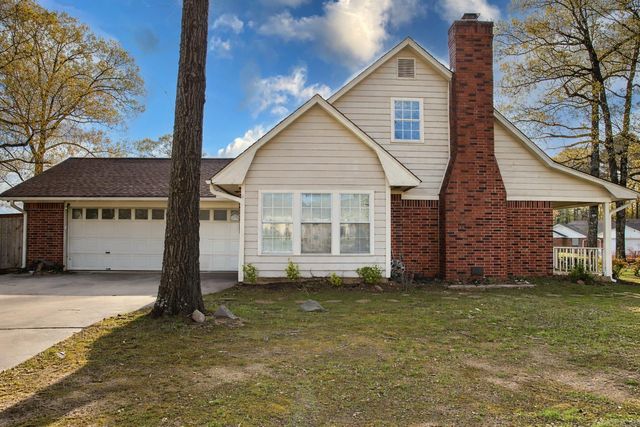 300 Regal Oaks, White Hall, AR 71602
