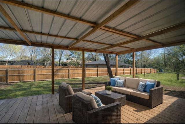 230 Washington Avenue, Alto, TX 75925