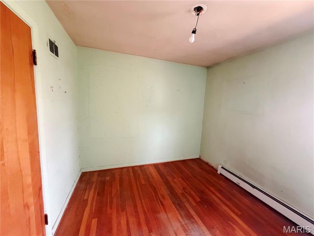 937 Twining Place, St Louis, MO 63119