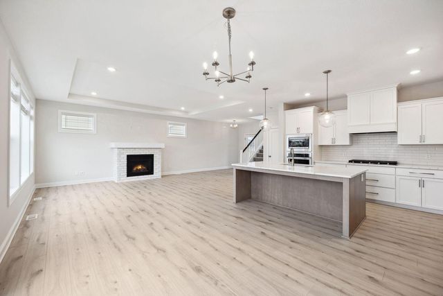10268 Arrowwood Path, Woodbury, MN 55129