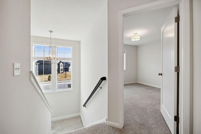 10268 Arrowwood Path, Woodbury, MN 55129