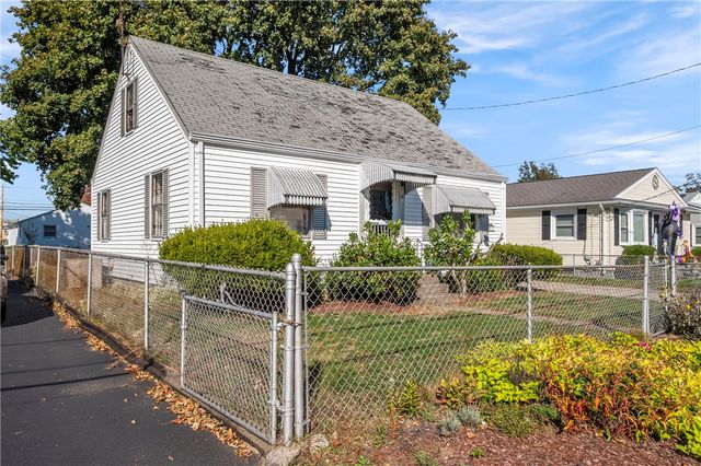 84 Farrell Street, Pawtucket, RI 02861