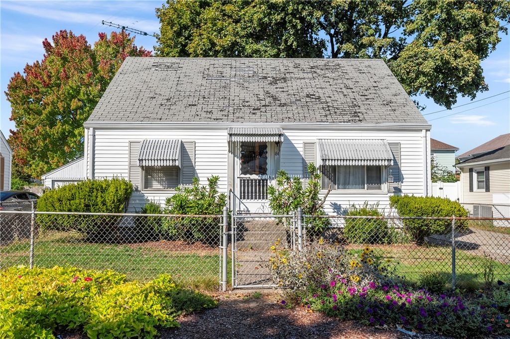 84 Farrell Street, Pawtucket, RI 02861
