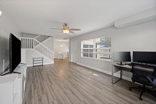6203 Wheatley Court, Boynton Beach, FL 33436