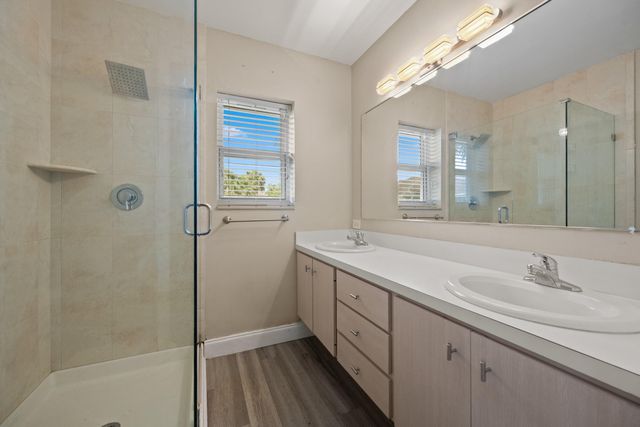 6203 Wheatley Court, Boynton Beach, FL 33436