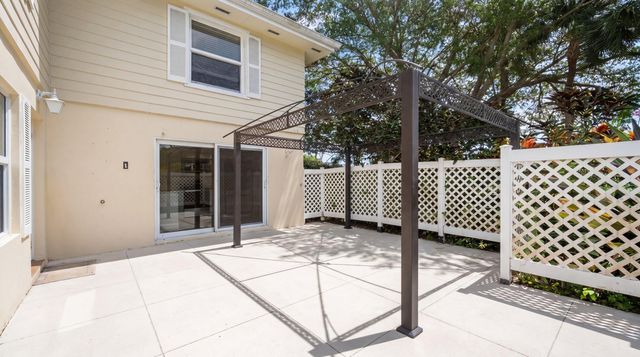 6203 Wheatley Court, Boynton Beach, FL 33436