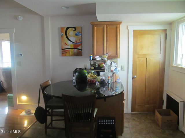 1103 Earl Avenue, Schenectady, NY 12309