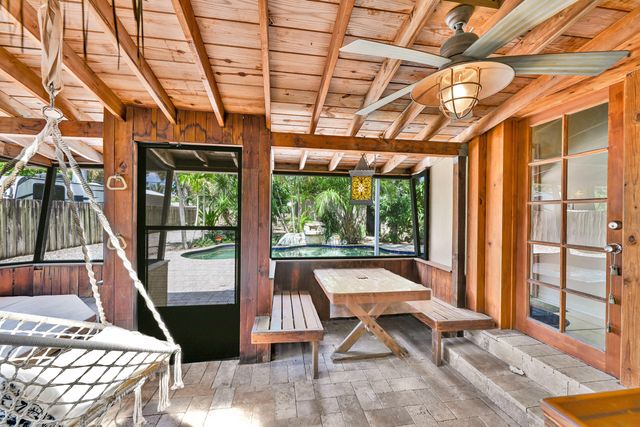 1497 SW 29th Terrace, Fort Lauderdale, FL 33312