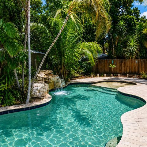 1497 SW 29th Terrace, Fort Lauderdale, FL 33312