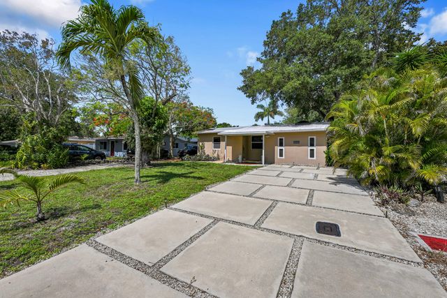 1497 SW 29th Terrace, Fort Lauderdale, FL 33312