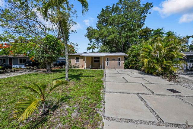 1497 SW 29th Terrace, Fort Lauderdale, FL 33312