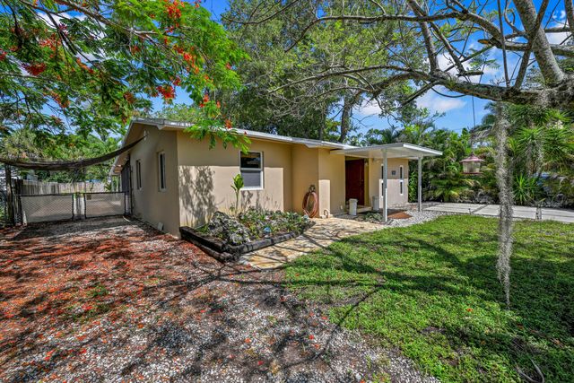1497 SW 29th Terrace, Fort Lauderdale, FL 33312