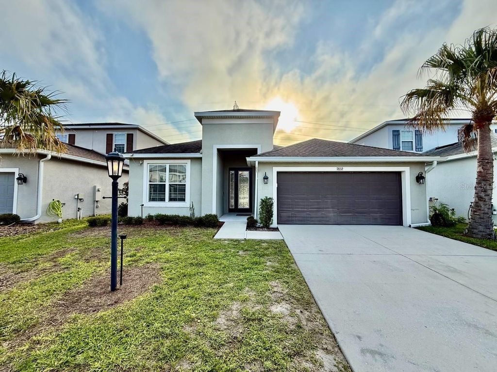 7832 RED HICKORY PLACE, Riverview, FL 33578