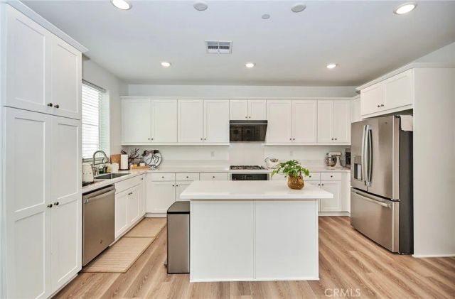 8788 Newview Place, Chino, CA 91708