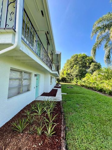 2819 SW Cornell Avenue, Palm City, FL 34990