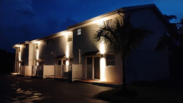 2819 SW Cornell Avenue, Palm City, FL 34990