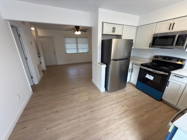 2819 SW Cornell Avenue, Palm City, FL 34990