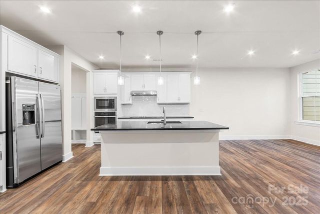 95 Seven Oaks Landing, Belmont, NC 28012