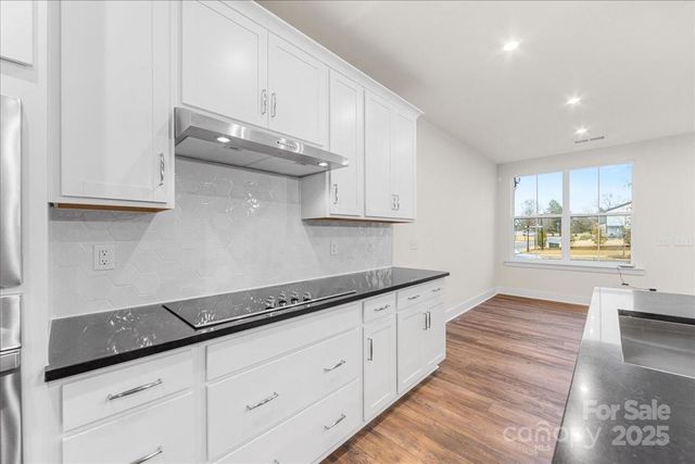 95 Seven Oaks Landing, Belmont, NC 28012