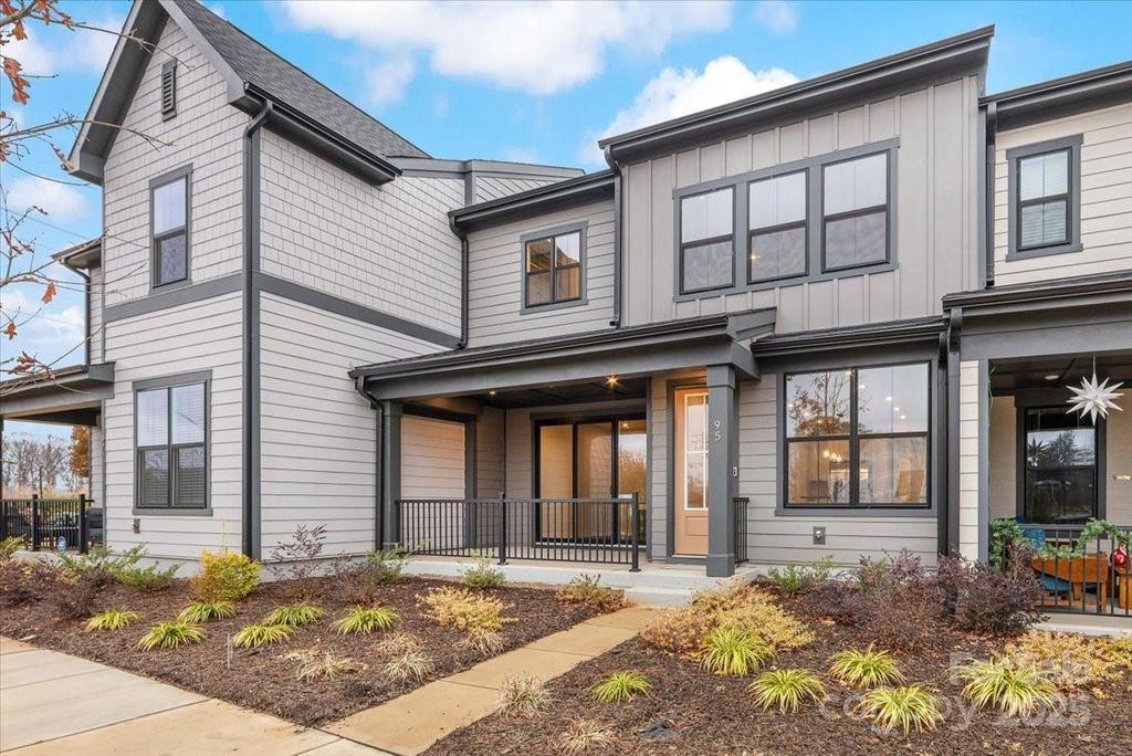 95 Seven Oaks Landing, Belmont, NC 28012