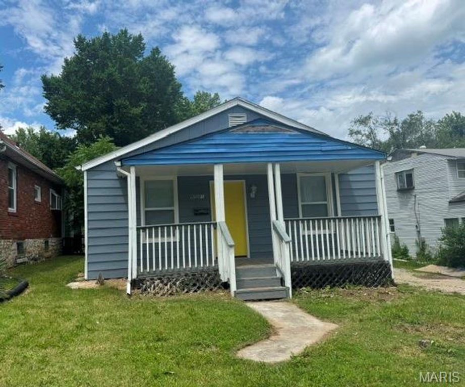 8531 Jane Avenue, St Louis, MO 63121
