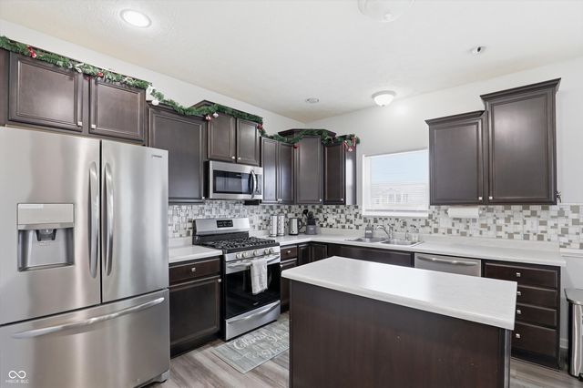 2268 Maple Stone Lane, Greenwood, IN 46143