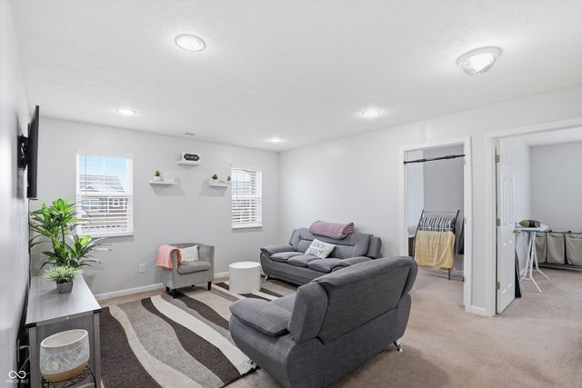 2268 Maple Stone Lane, Greenwood, IN 46143