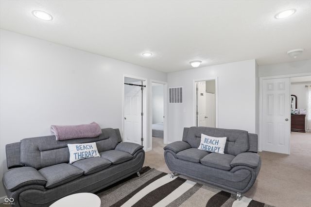 2268 Maple Stone Lane, Greenwood, IN 46143