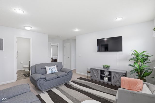 2268 Maple Stone Lane, Greenwood, IN 46143