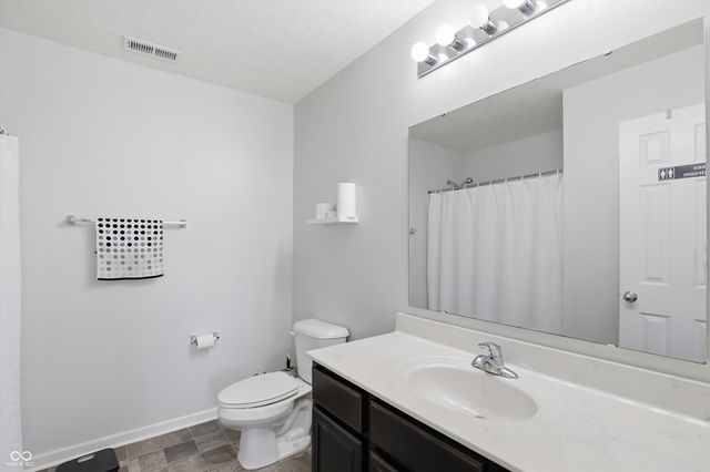 2268 Maple Stone Lane, Greenwood, IN 46143