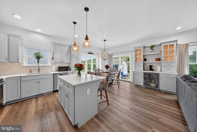 320 GREENWOOD DR, Oxford, PA 19363